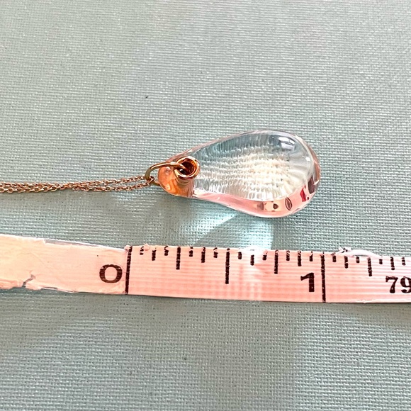 Tiffany Gold Large Quartz Teardrop Pendant Necklace - Picture 8 of 9